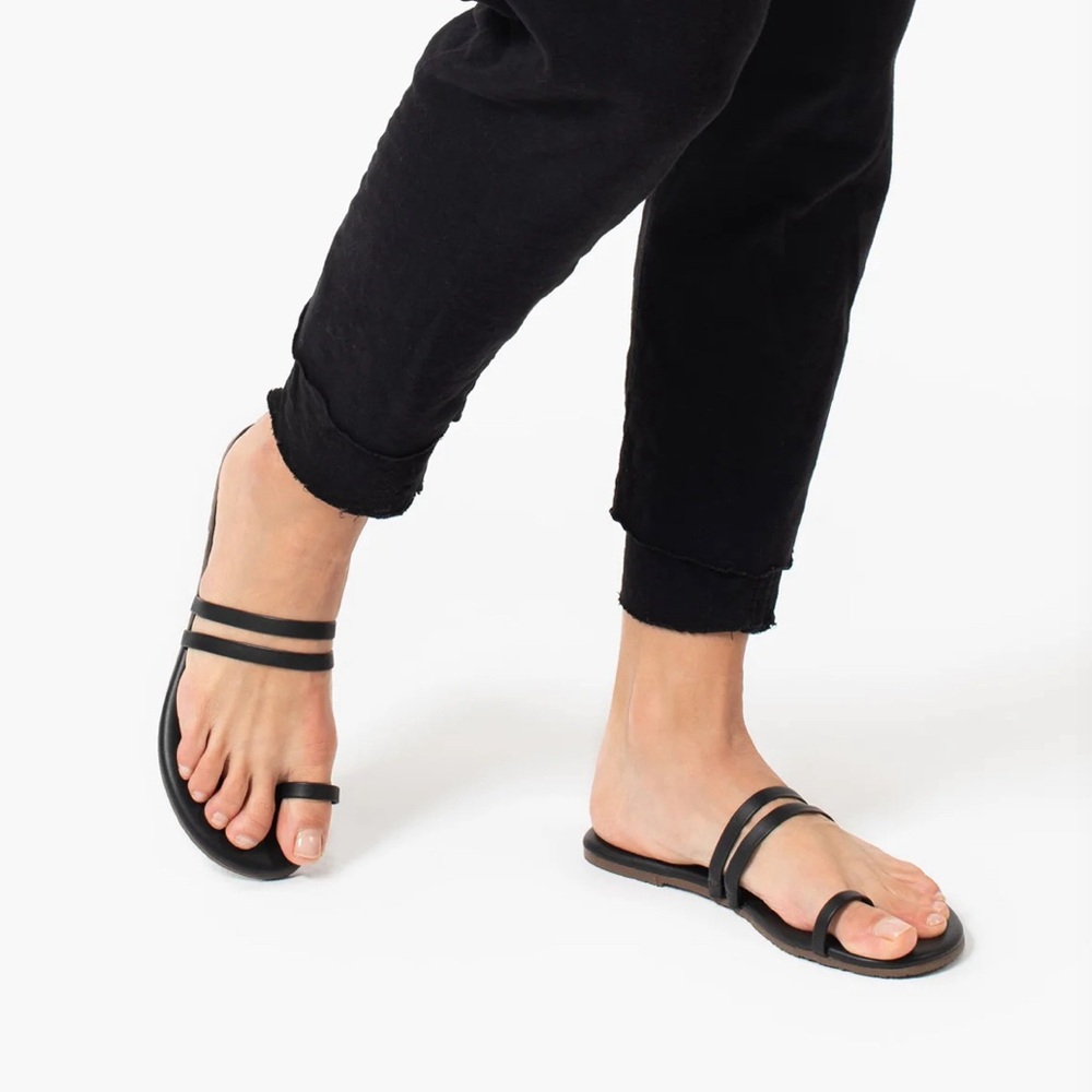 TKEES Leah Sandal